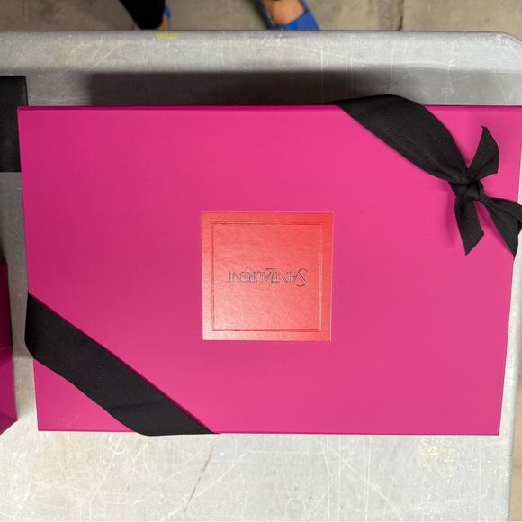 Yves Saint Laurent Box and Bag - Picture 3 of 5